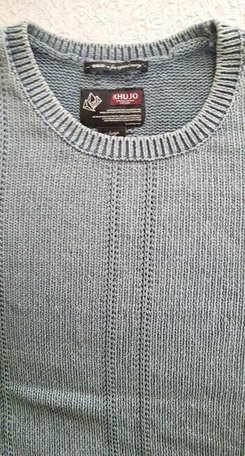 Sweter marki KHUJO
