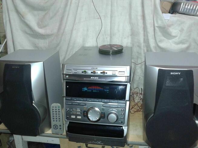 Wieża SONY z głośnikami i pilotem cały komplet stan idealny