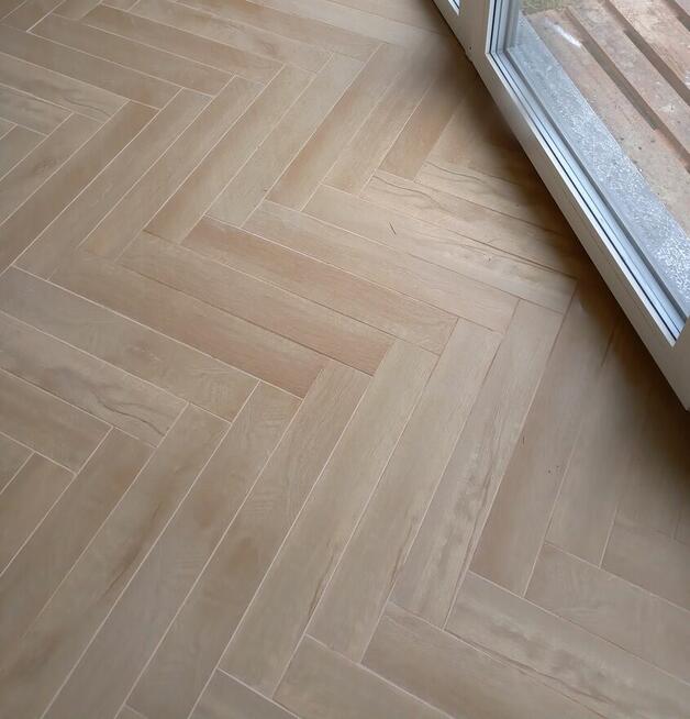 Remonty Łazienek , Wykończenia wnętrz , Układanie Płytek