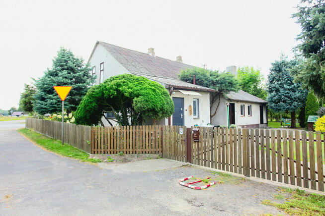 Na sprzedaż dom w Broszkach, Złoczew