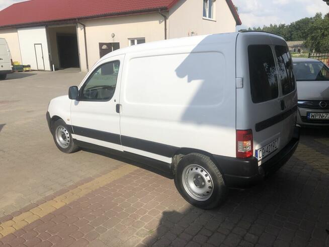 Bardzo ładny citroen berlingo