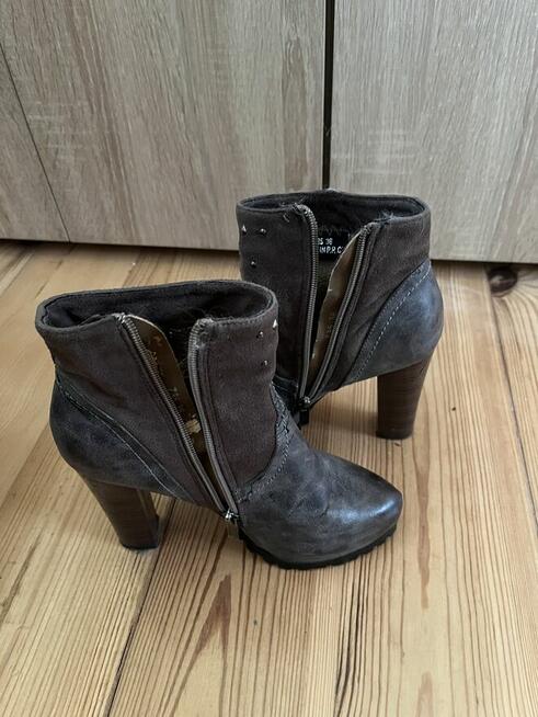 POLECAM wyjątkowe designerskie botki damskie rozmiar 37