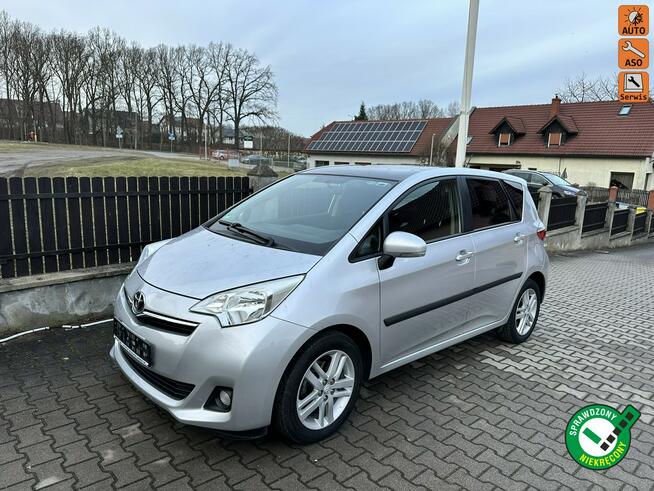 Toyota Verso S 1,3 Benzyna 99 ps ładna opłacona z Niemiec