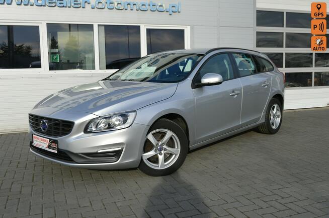 Volvo V60 2.0 D2 120kM Bezwypadkowy Serwis LED Navi Bluetooth Euro-6b 160tys.km.