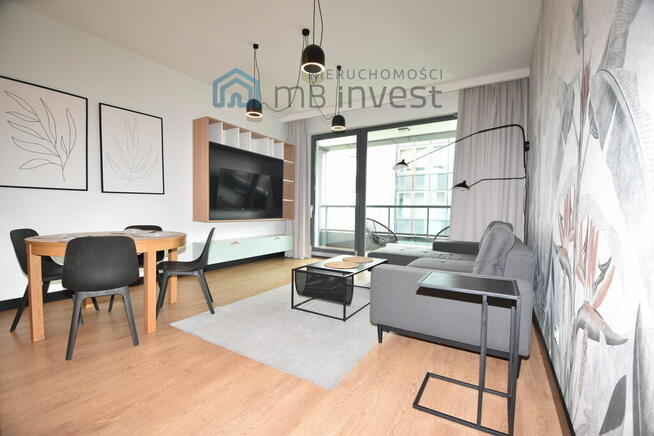 Słoneczny apartament z widokiem na Motławę