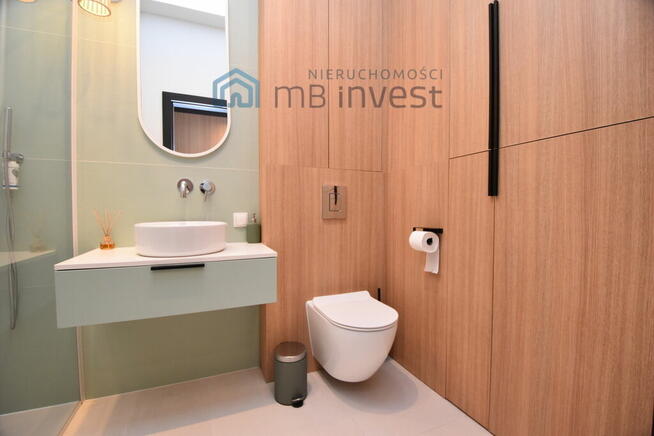 Słoneczny apartament z widokiem na Motławę