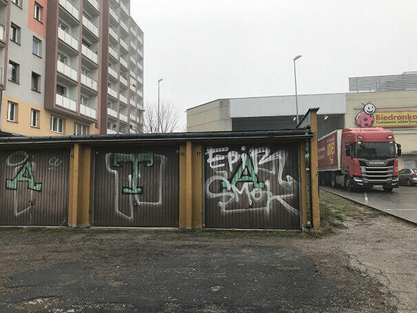 Garaż