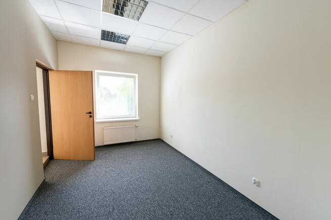 Do wynajęcia pomieszczenie biurowe 18m2
