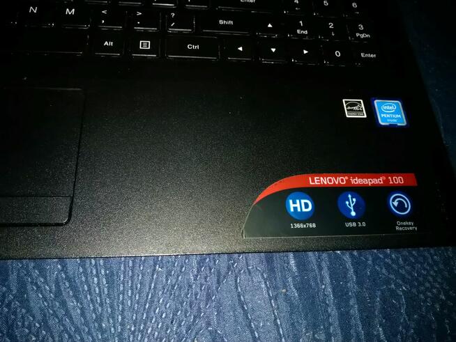 Sprzedam laptopa lenowo oraz discman Grundig