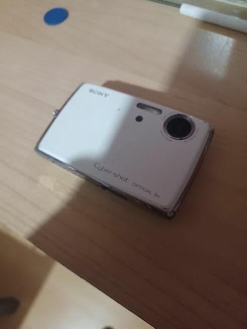 Aparat cyfrowy SONY DSC-T33 5.1 megapixel