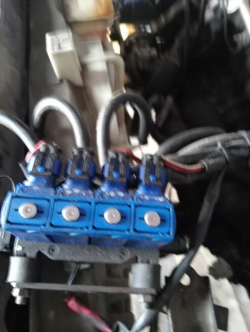 Lampy przednie toyota corolla 2002rok