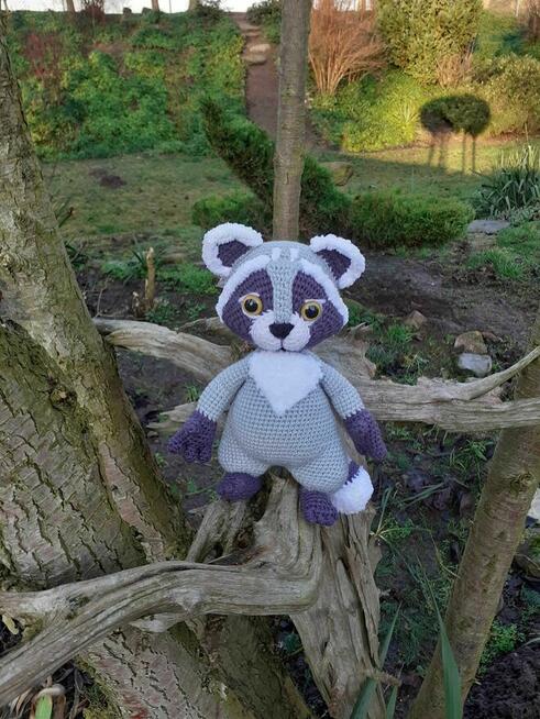 Szop pracz na szydełku