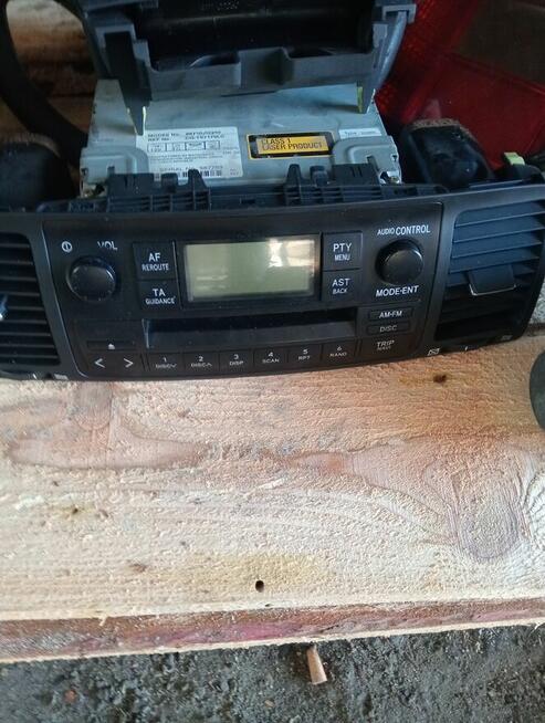 Lampy przednie toyota corolla 2002rok