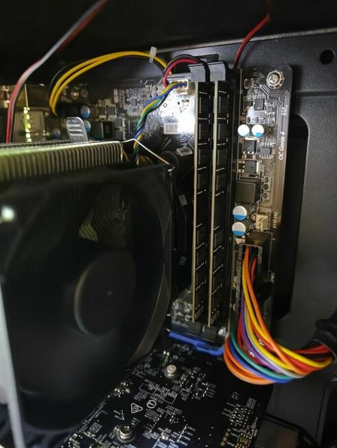 i7 4790s RX560 2 gb ram 16gb ssd120gb hdd1TB