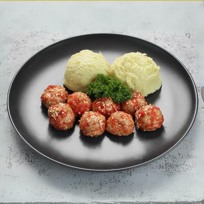 Produkcja żywności gotowej do spożycia. White label.