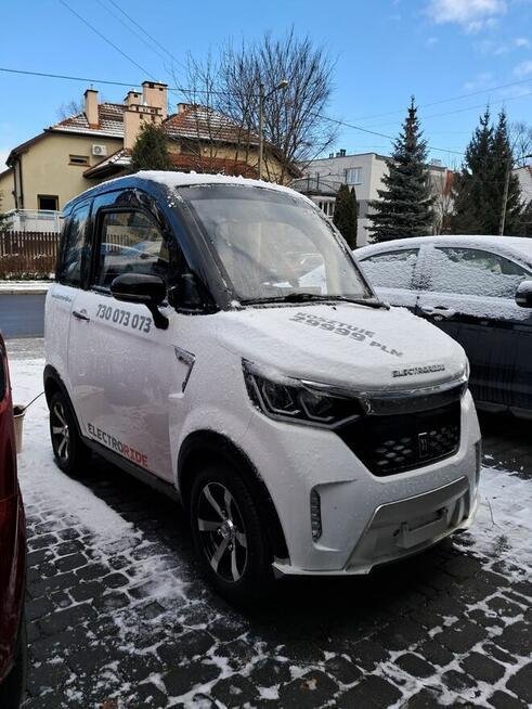 Czterokołowiec lekki ELECTRORIDE FUTURI 4 w kolorze białym D