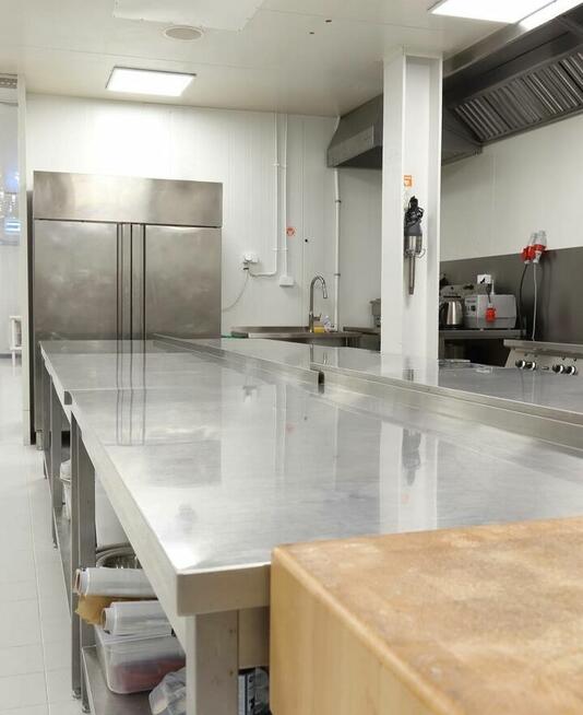 Produkcja żywności gotowej do spożycia. White label.