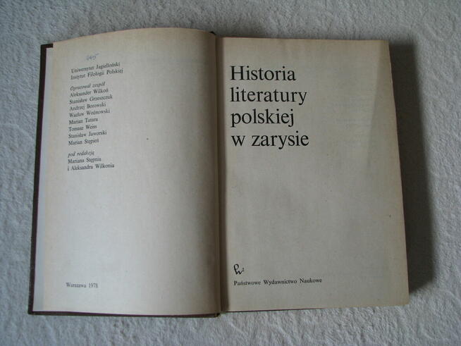 Historia literatury polskiej w zarysie M. Stępień Wydanie I