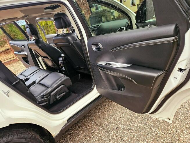 Fiat Freemont Alu 19 * Skora * Szyberdach * Nawi * Dvd * Foteliki