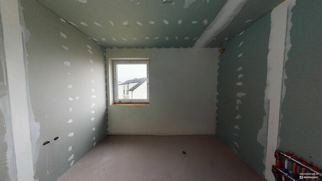 Bliźniak w stanie deweloperskim - Białuń