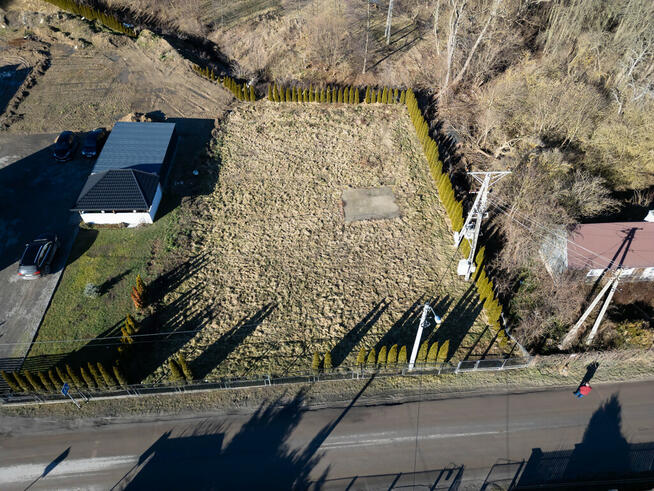 Piękna działka - Świrna pod Ostrowcem 1000m2