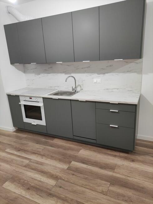 Sprzedam M2 + balkon, wyposażone i umeblowane