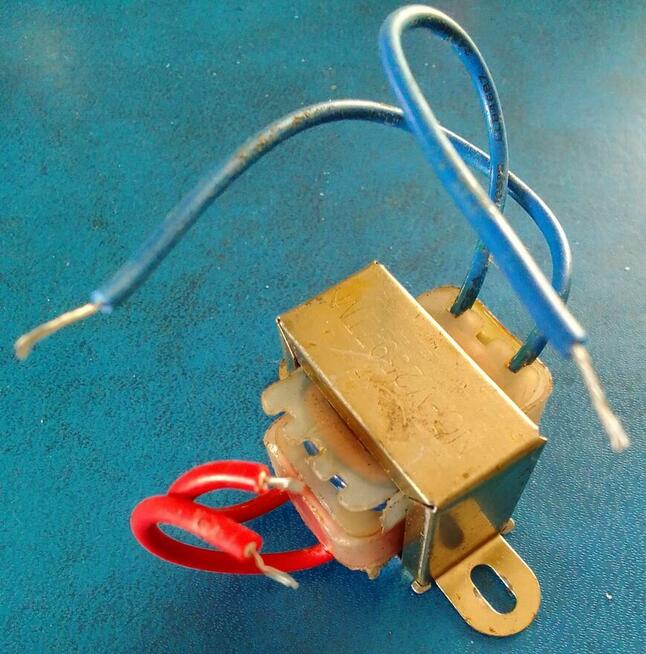 TRANSFORMATOR SIECIOWY NC-V2597TM TRAFO 230V / 12V (14,6V)