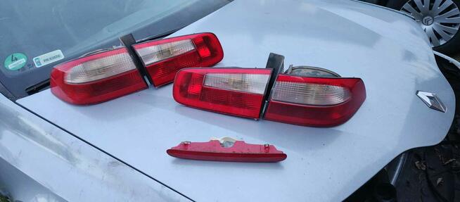 Laguna 2 Części (Ładny środek)