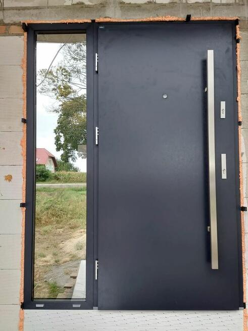 Okna, drzwi, bramy garażowe - sprzedaż i montaż