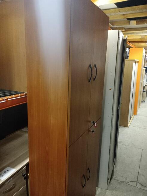 Szafa aktowa wysoka szafy aktowe biurowe do biur szkół hoste