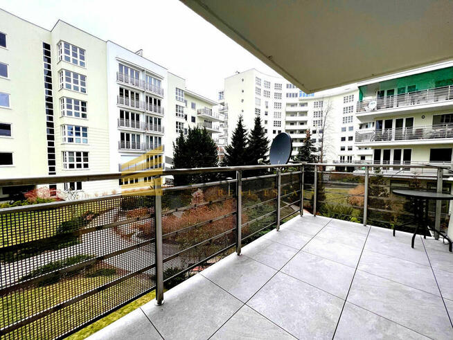 Apartament przy Parku & Żoliborz & Ochrona