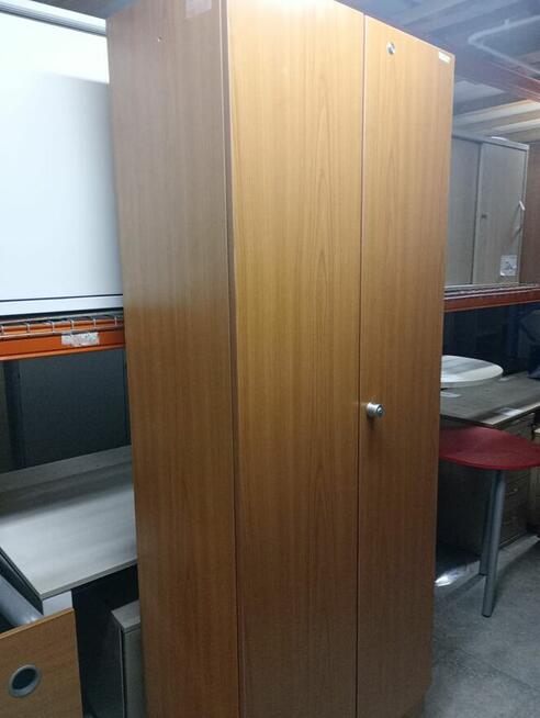 Szafa aktowa 80x200cm szafy aktowe biurowe do biur szkół hos