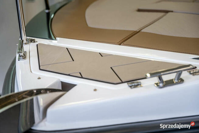 ŁÓDZ MOTOROWA TRIDENT 640 SUNDECK KABINOWA