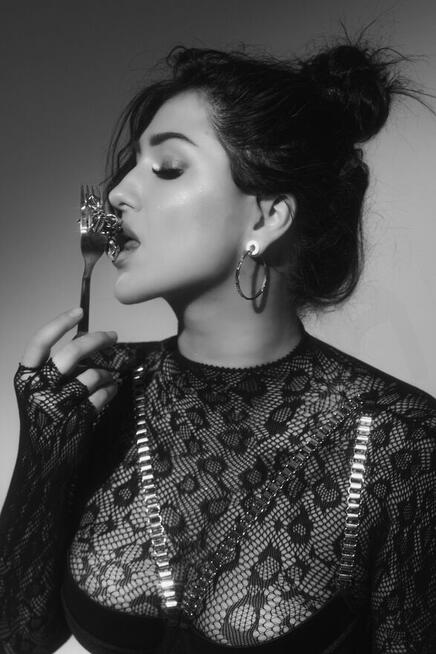 Fotograf Poznań sesje biznesowe, kobiece, ciężarowe, content