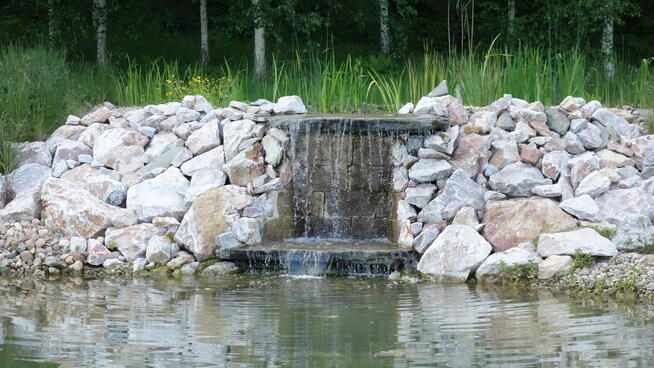 stawy kąpielowe, baseny, oczka wodne