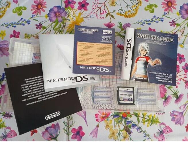 Another Code: Two Memories DS