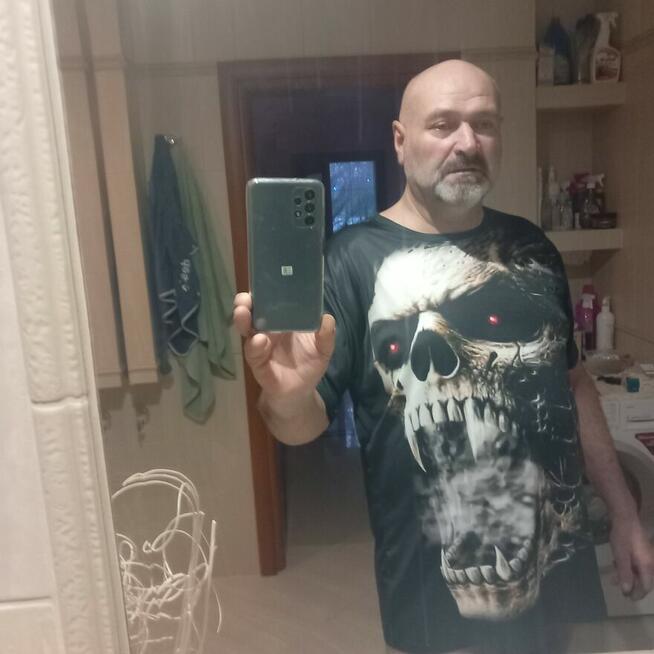 . Szukam osoby lubiącą taniec i rozmowę