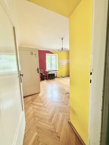 Dom Warszawa Włochy, Włochy