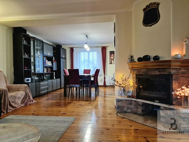 Dom Sławno, 8 Marca