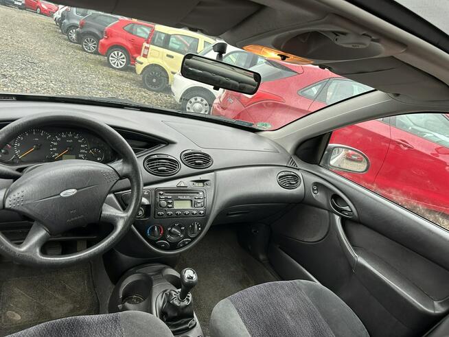 Ford Focus Niezawodna benzyna 1,4, podg. szyba czołowa, szyberdach, pełen serwis