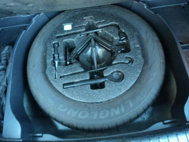 sprzedam ładnego HYUNDAIA i30 1.6 b