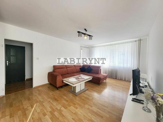 Parkitka, 36m2, 1. piętro, balkon, czynsz 400 zł