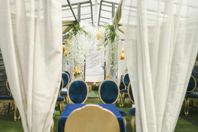 Wesela, komunie, stypy, urodziny