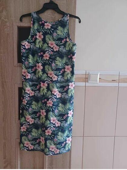 NOWA Śliczna sukienka damska w kwiaty