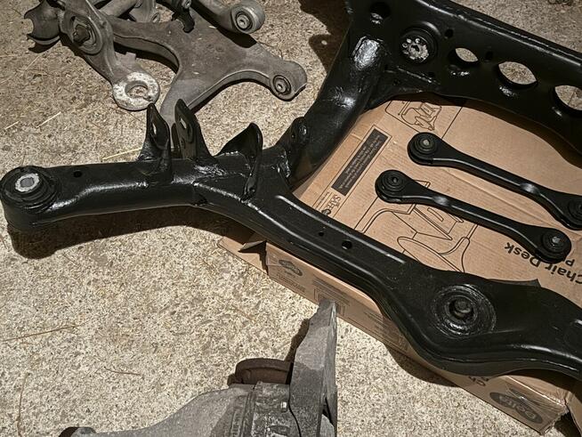 Audi A5/A4 Quattro części.