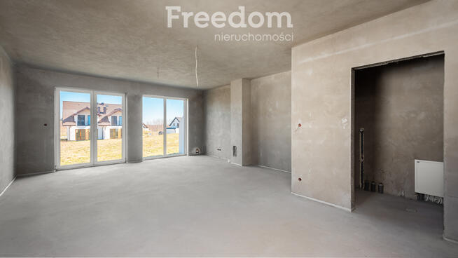 Bliźniak na sporej działce blisko jeziora !