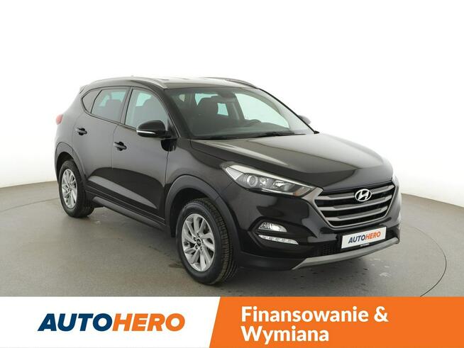 Hyundai Tucson 1.6 Benzyna Nawigacja Tempomat Grzana Kierownica Fotele ParkAssist LED