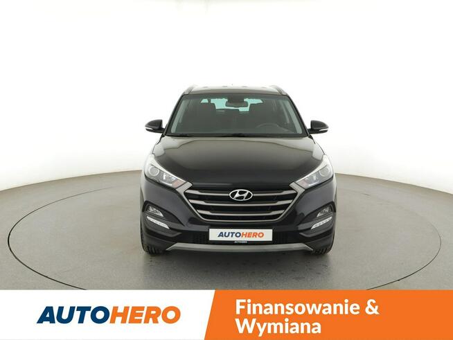 Hyundai Tucson 1.6 Benzyna Nawigacja Tempomat Grzana Kierownica Fotele ParkAssist LED