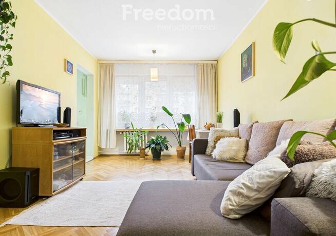 3 pokoje na I piętrze * Cegła * ul.WIERZBOWA