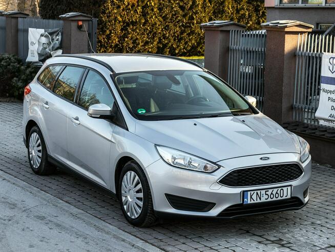 Ford Focus 1.5_Diesel_120 KM_118 tyś. km_LIFT
